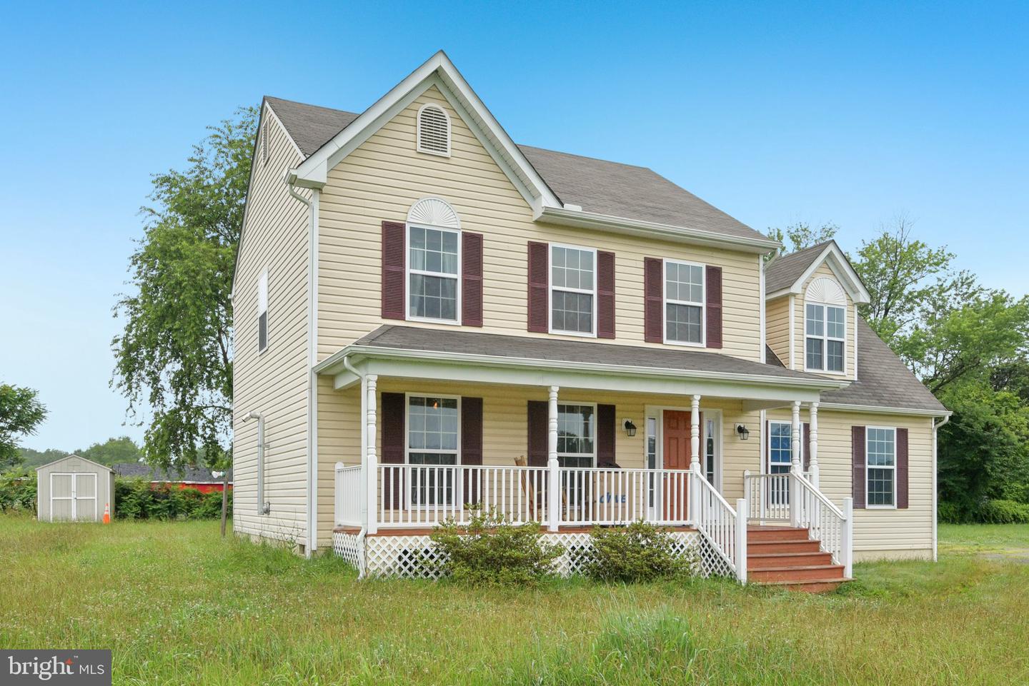 6373 FARM RIDGE DR, MIDLAND, Virginia 22728, 4 Bedrooms Bedrooms, ,2 BathroomsBathrooms,Residential,For sale,6373 FARM RIDGE DR,VAFQ2017110 MLS # VAFQ2017110
