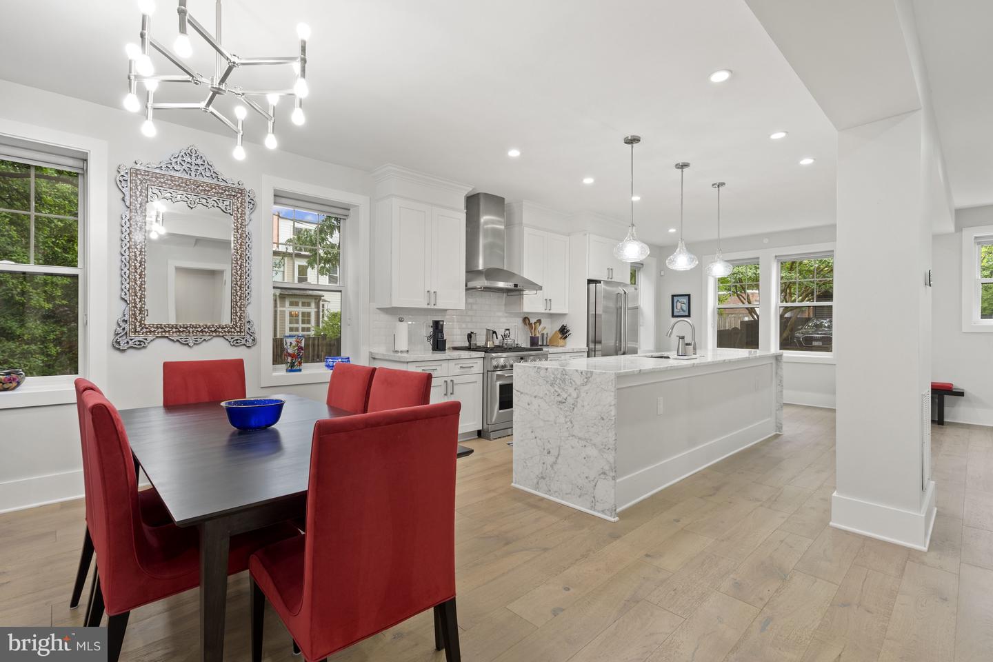 2819 BELLEVUE TER NW, WASHINGTON, District Of Columbia 20007, 5 Bedrooms Bedrooms, ,4 BathroomsBathrooms,Residential,For sale,2819 BELLEVUE TER NW,DCDC2206438 MLS # DCDC2206438