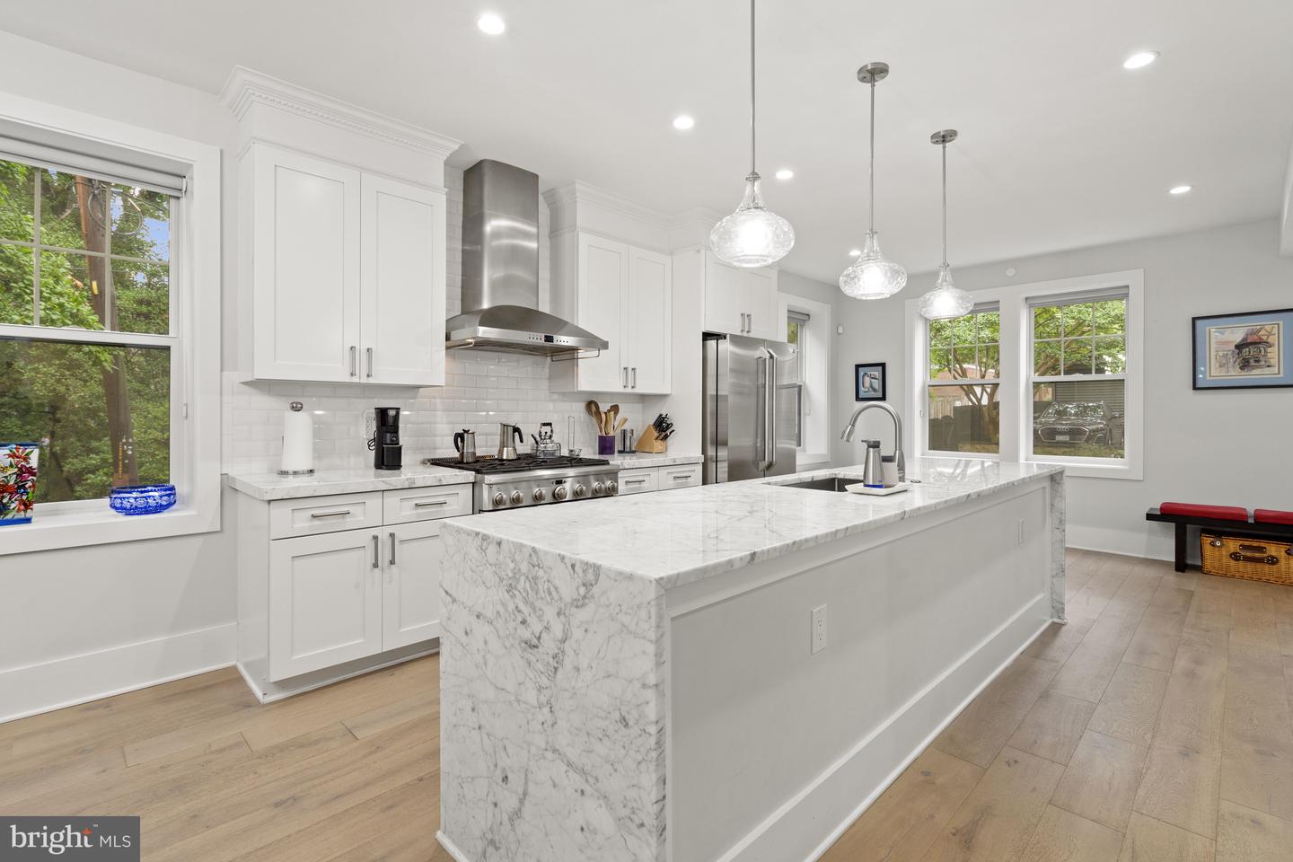 2819 BELLEVUE TER NW, WASHINGTON, District Of Columbia 20007, 5 Bedrooms Bedrooms, ,4 BathroomsBathrooms,Residential,For sale,2819 BELLEVUE TER NW,DCDC2206438 MLS # DCDC2206438