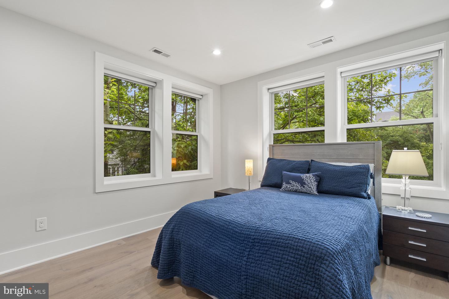 2819 BELLEVUE TER NW, WASHINGTON, District Of Columbia 20007, 5 Bedrooms Bedrooms, ,4 BathroomsBathrooms,Residential,For sale,2819 BELLEVUE TER NW,DCDC2206438 MLS # DCDC2206438