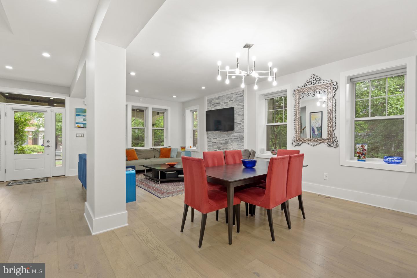 2819 BELLEVUE TER NW, WASHINGTON, District Of Columbia 20007, 5 Bedrooms Bedrooms, ,4 BathroomsBathrooms,Residential,For sale,2819 BELLEVUE TER NW,DCDC2206438 MLS # DCDC2206438