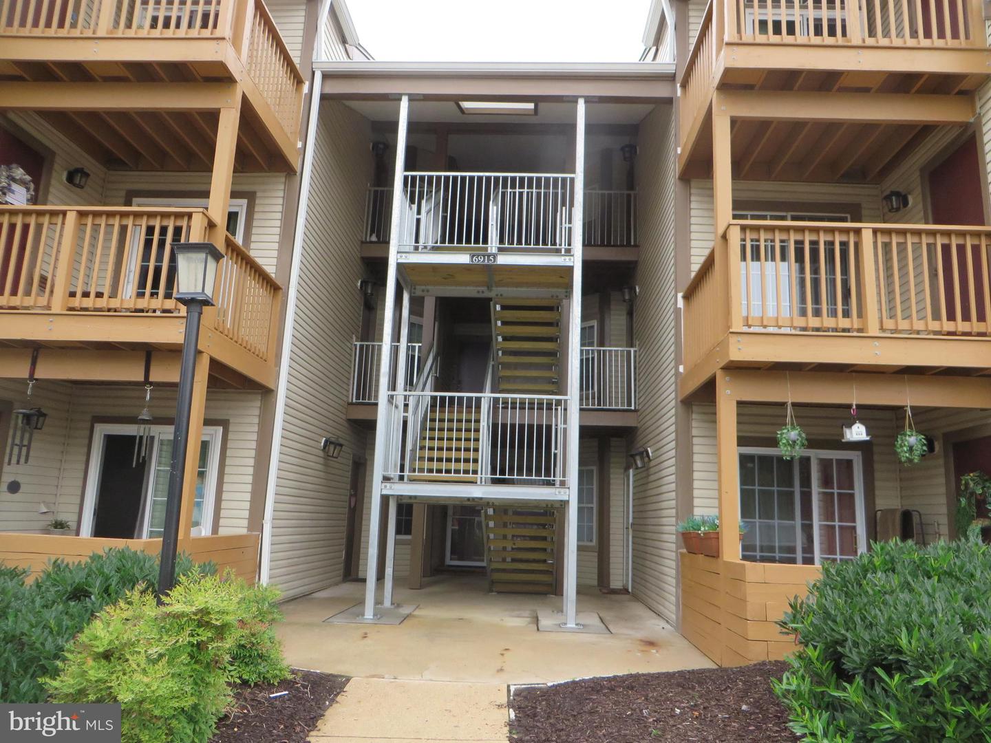 6915 VICTORIA DR #C, ALEXANDRIA, Virginia 22310, 2 Bedrooms Bedrooms, ,2 BathroomsBathrooms,Residential,For sale,6915 VICTORIA DR #C,VAFX2248902 MLS # VAFX2248902