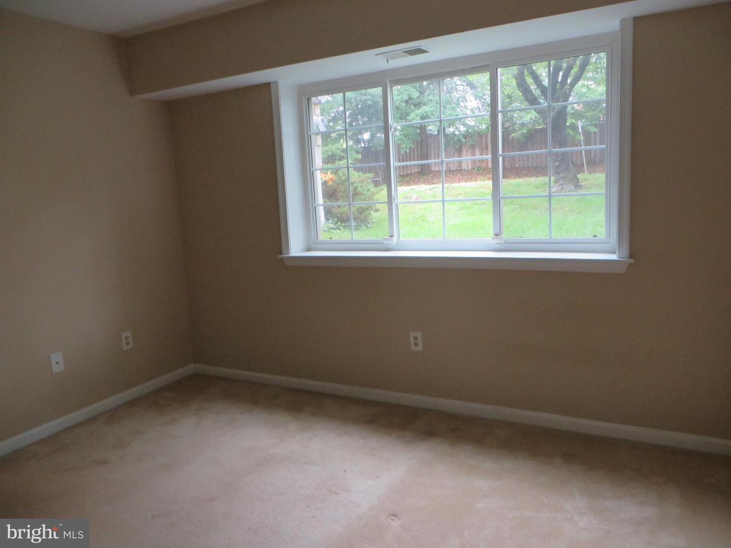 6915 VICTORIA DR #C, ALEXANDRIA, Virginia 22310, 2 Bedrooms Bedrooms, ,2 BathroomsBathrooms,Residential,For sale,6915 VICTORIA DR #C,VAFX2248902 MLS # VAFX2248902