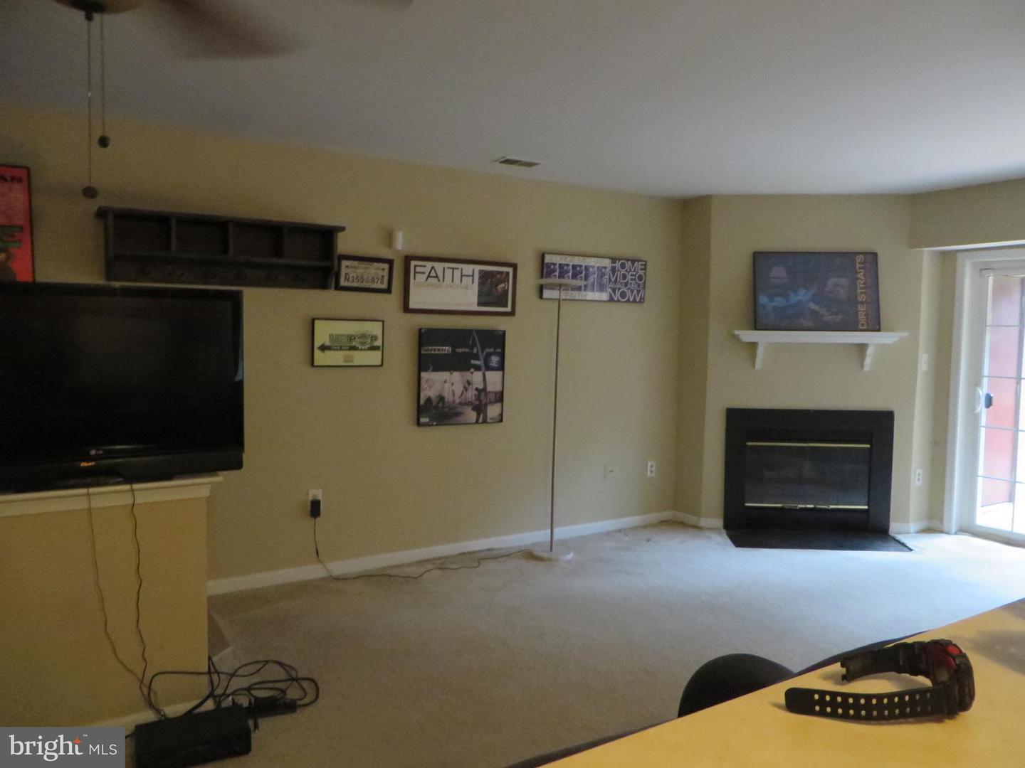 6915 VICTORIA DR #C, ALEXANDRIA, Virginia 22310, 2 Bedrooms Bedrooms, ,2 BathroomsBathrooms,Residential,For sale,6915 VICTORIA DR #C,VAFX2248902 MLS # VAFX2248902