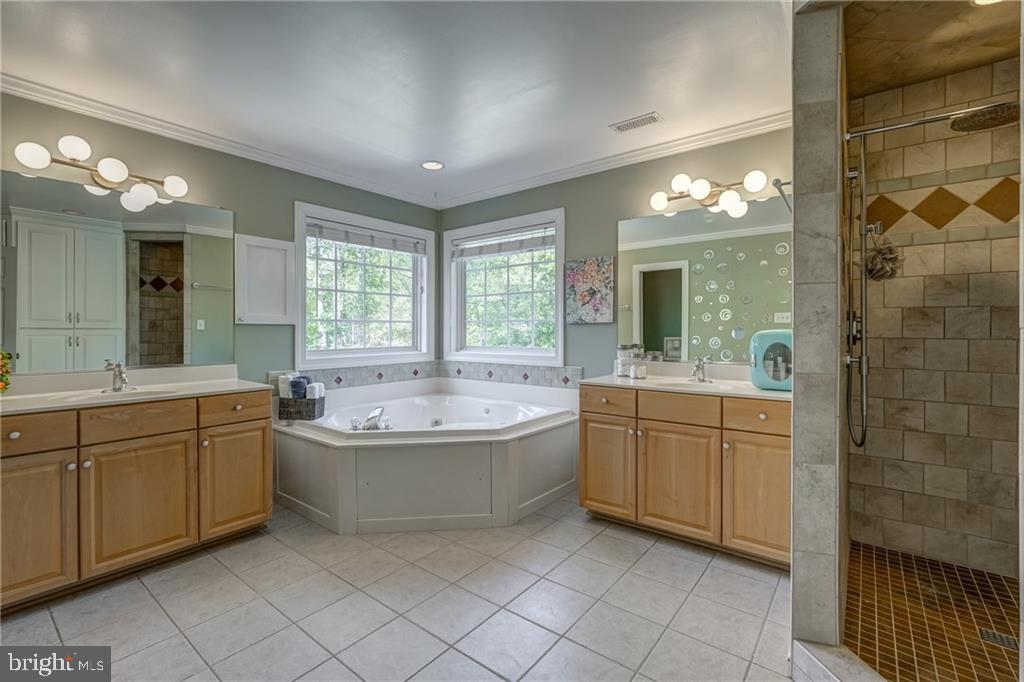 12020 BENNETT CT, GLEN ALLEN, Virginia 23059, 5 Bedrooms Bedrooms, ,2 BathroomsBathrooms,Residential,For sale,12020 BENNETT CT,VAHN2000960 MLS # VAHN2000960