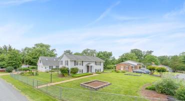 101 DEERWOOD RD, CHARLOTTESVILLE, Virginia 22911, 3 Bedrooms Bedrooms, ,2 BathroomsBathrooms,Residential,101 DEERWOOD RD,VAAB2001026 MLS # VAAB2001026