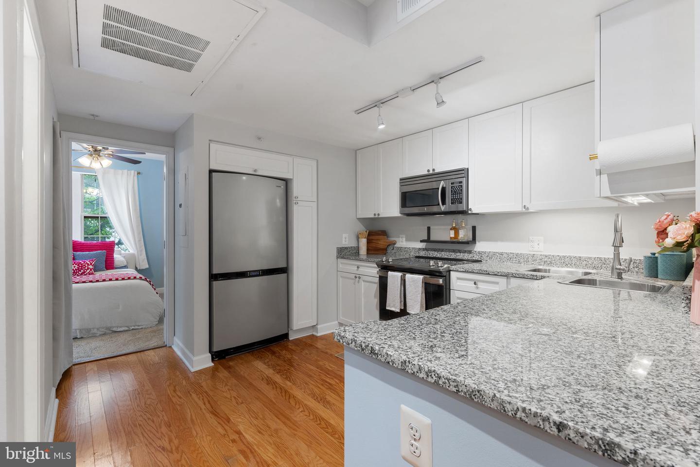 1314 MASSACHUSETTS AVE NW #506, WASHINGTON, District Of Columbia 20005, 1 Bedroom Bedrooms, ,1 BathroomBathrooms,Residential,For sale,1314 MASSACHUSETTS AVE NW #506,DCDC2206470 MLS # DCDC2206470
