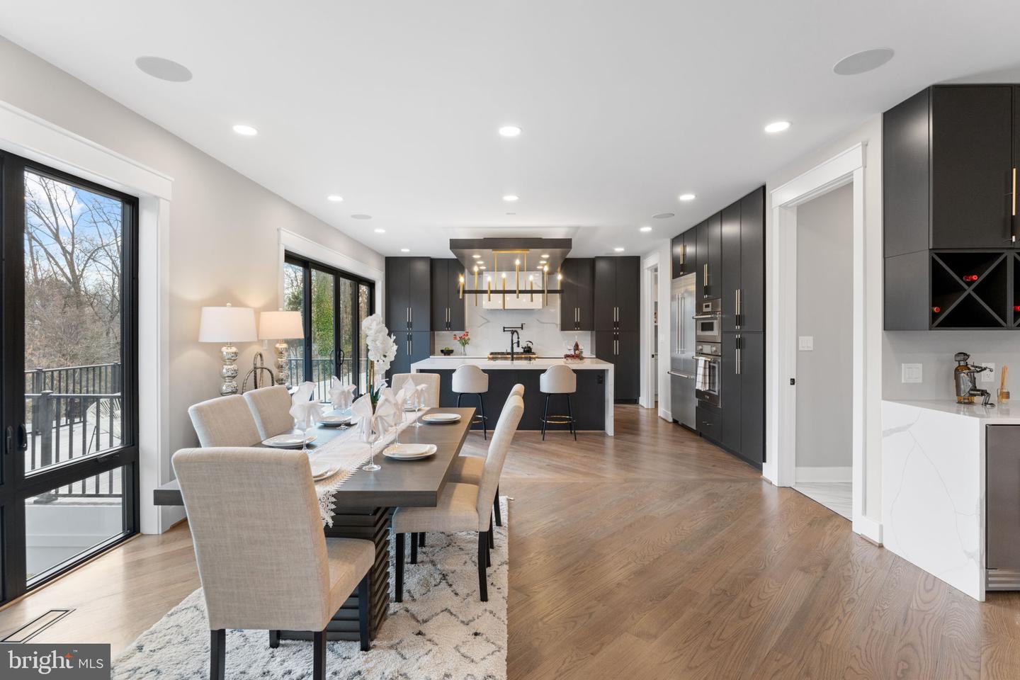 3113 CIRCLE HILL RD, ALEXANDRIA, Virginia 22305, 6 Bedrooms Bedrooms, ,6 BathroomsBathrooms,Residential,For sale,3113 CIRCLE HILL RD,VAAX2046712 MLS # VAAX2046712