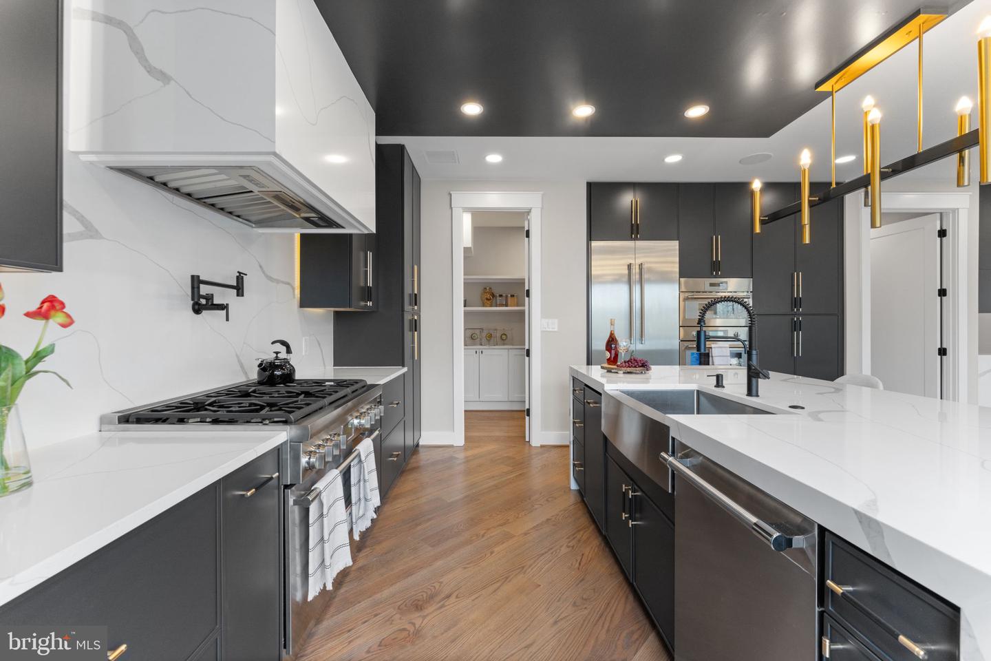 3113 CIRCLE HILL RD, ALEXANDRIA, Virginia 22305, 6 Bedrooms Bedrooms, ,6 BathroomsBathrooms,Residential,For sale,3113 CIRCLE HILL RD,VAAX2046712 MLS # VAAX2046712