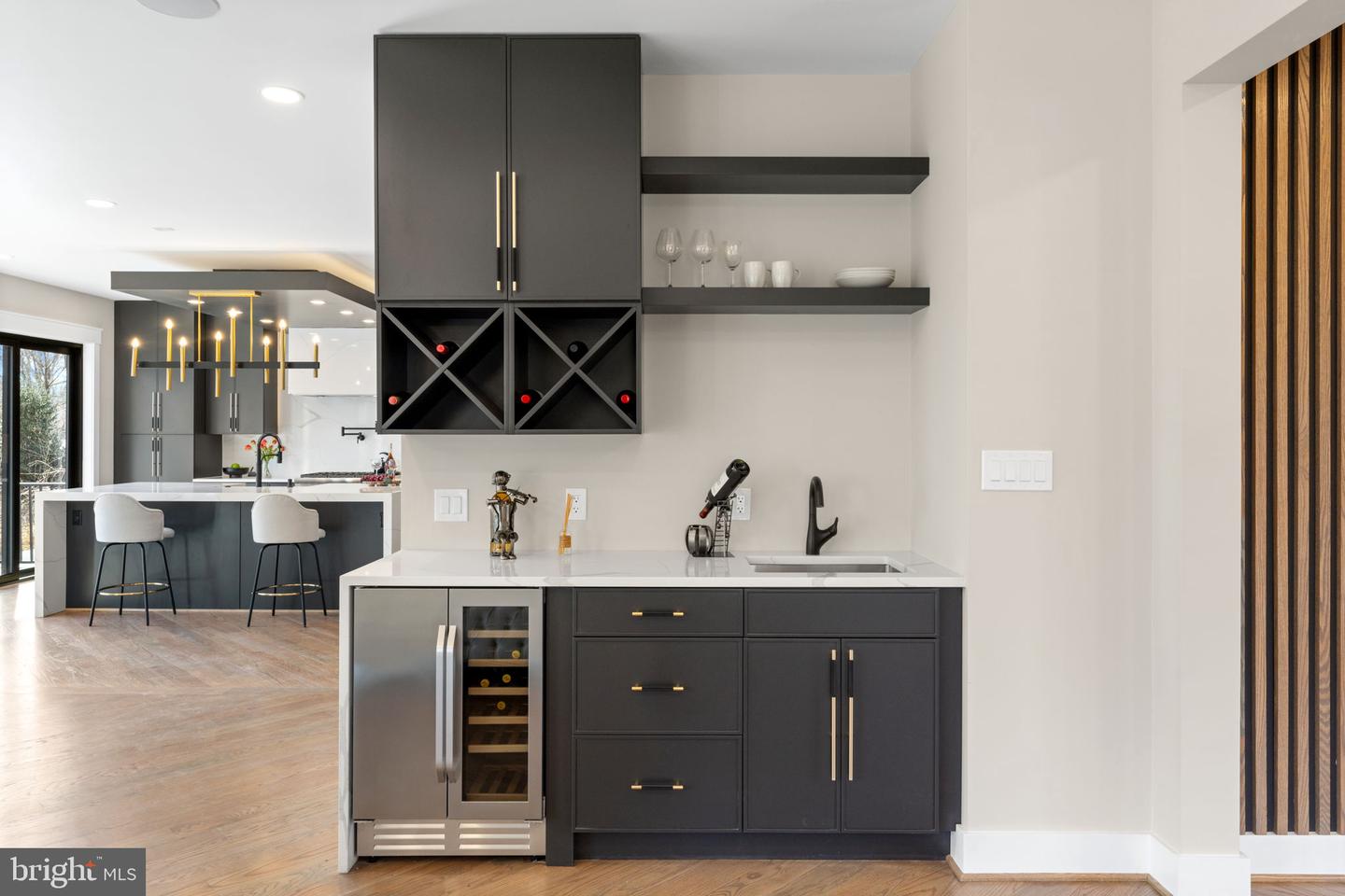 3113 CIRCLE HILL RD, ALEXANDRIA, Virginia 22305, 6 Bedrooms Bedrooms, ,6 BathroomsBathrooms,Residential,For sale,3113 CIRCLE HILL RD,VAAX2046712 MLS # VAAX2046712