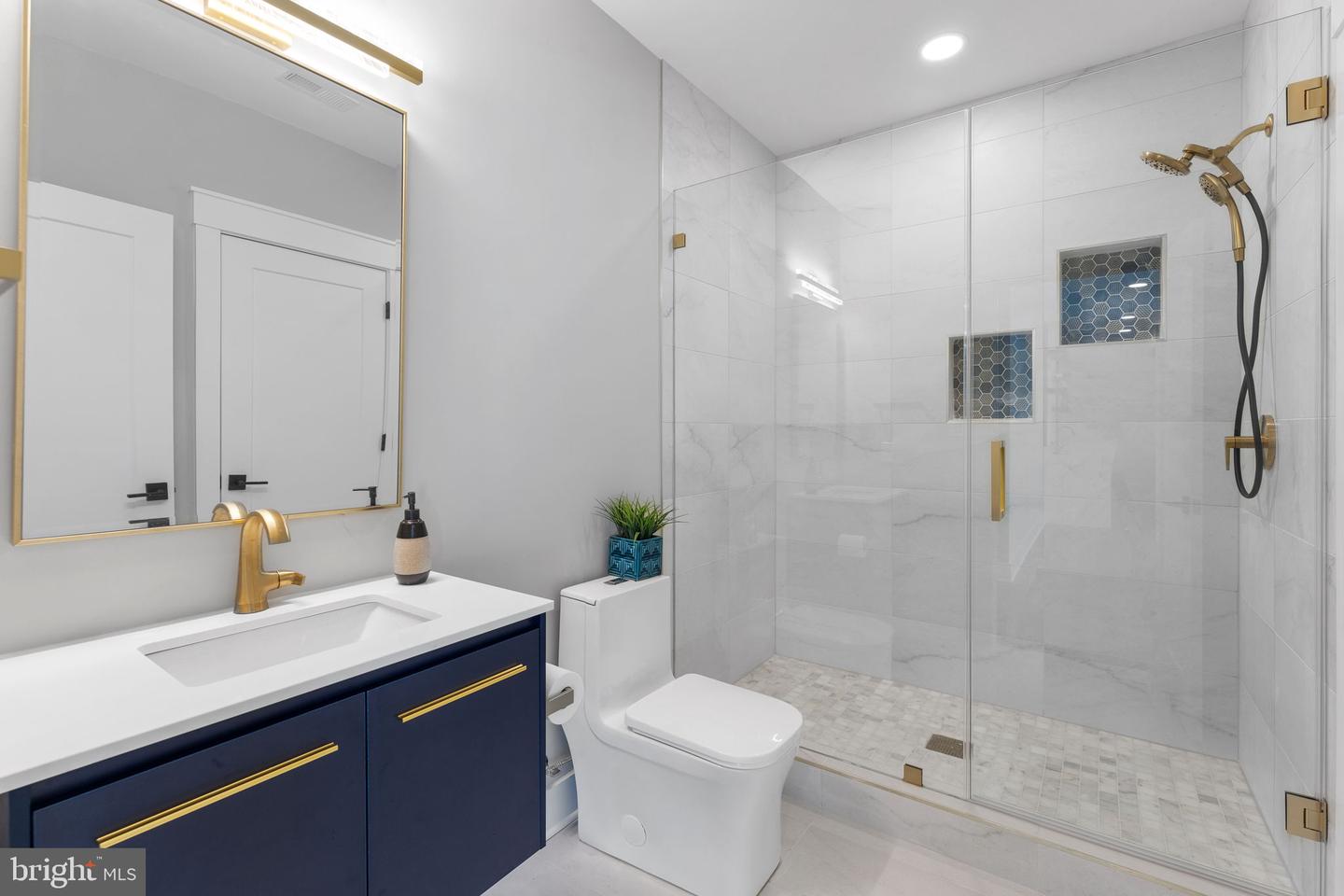 3113 CIRCLE HILL RD, ALEXANDRIA, Virginia 22305, 6 Bedrooms Bedrooms, ,6 BathroomsBathrooms,Residential,For sale,3113 CIRCLE HILL RD,VAAX2046712 MLS # VAAX2046712