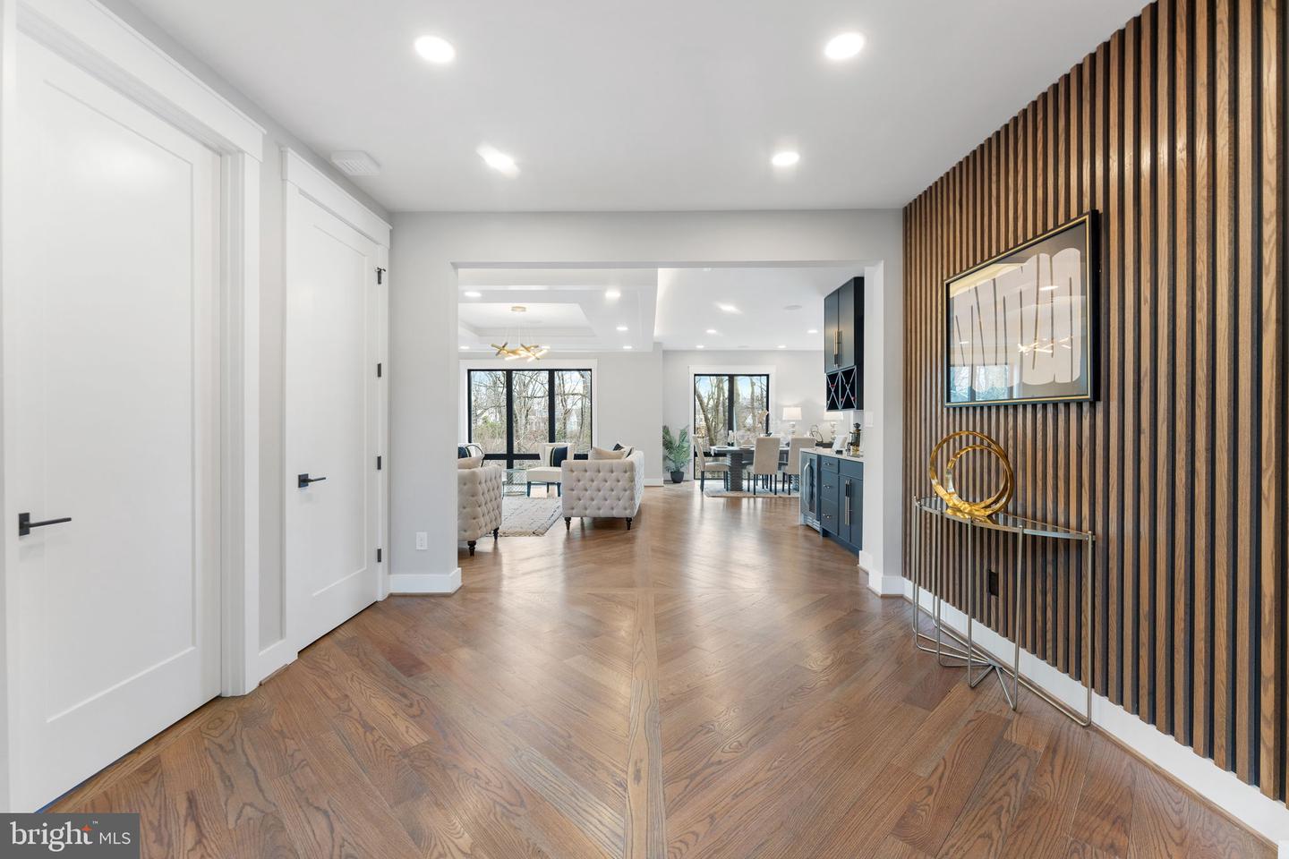 3113 CIRCLE HILL RD, ALEXANDRIA, Virginia 22305, 6 Bedrooms Bedrooms, ,6 BathroomsBathrooms,Residential,For sale,3113 CIRCLE HILL RD,VAAX2046712 MLS # VAAX2046712