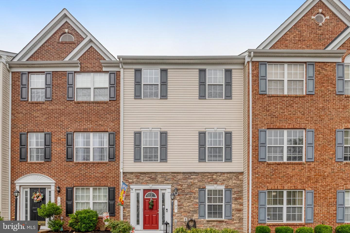 107 PELICAN CV, STAFFORD, Virginia 22554, 4 Bedrooms Bedrooms, ,3 BathroomsBathrooms,Residential,For sale,107 PELICAN CV,VAST2040004 MLS # VAST2040004