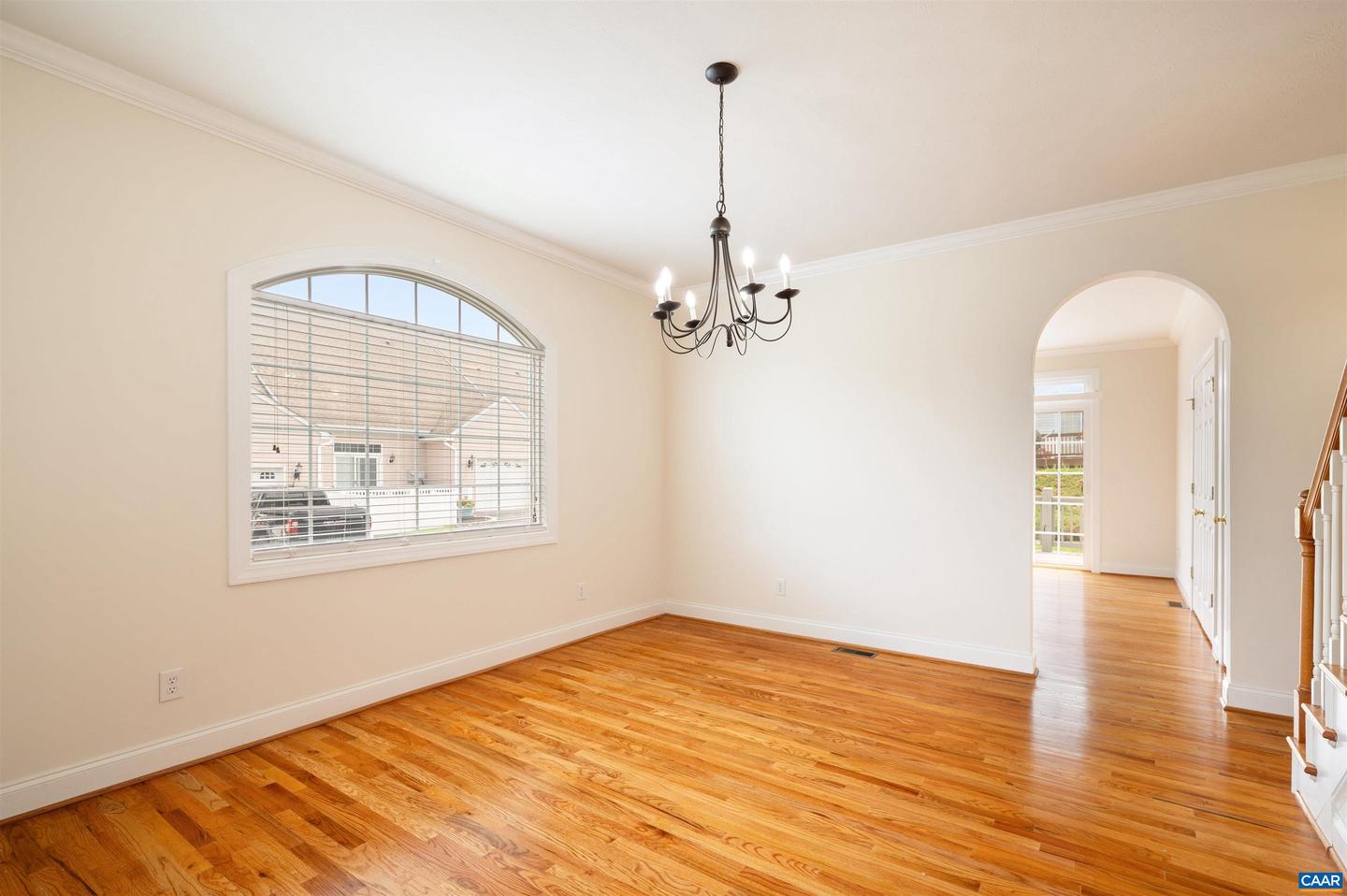 16 E PARK VIEW DR, STAUNTON, Virginia 24401, 3 Bedrooms Bedrooms, ,2 BathroomsBathrooms,Residential,For sale,16 E PARK VIEW DR,665886 MLS # 665886