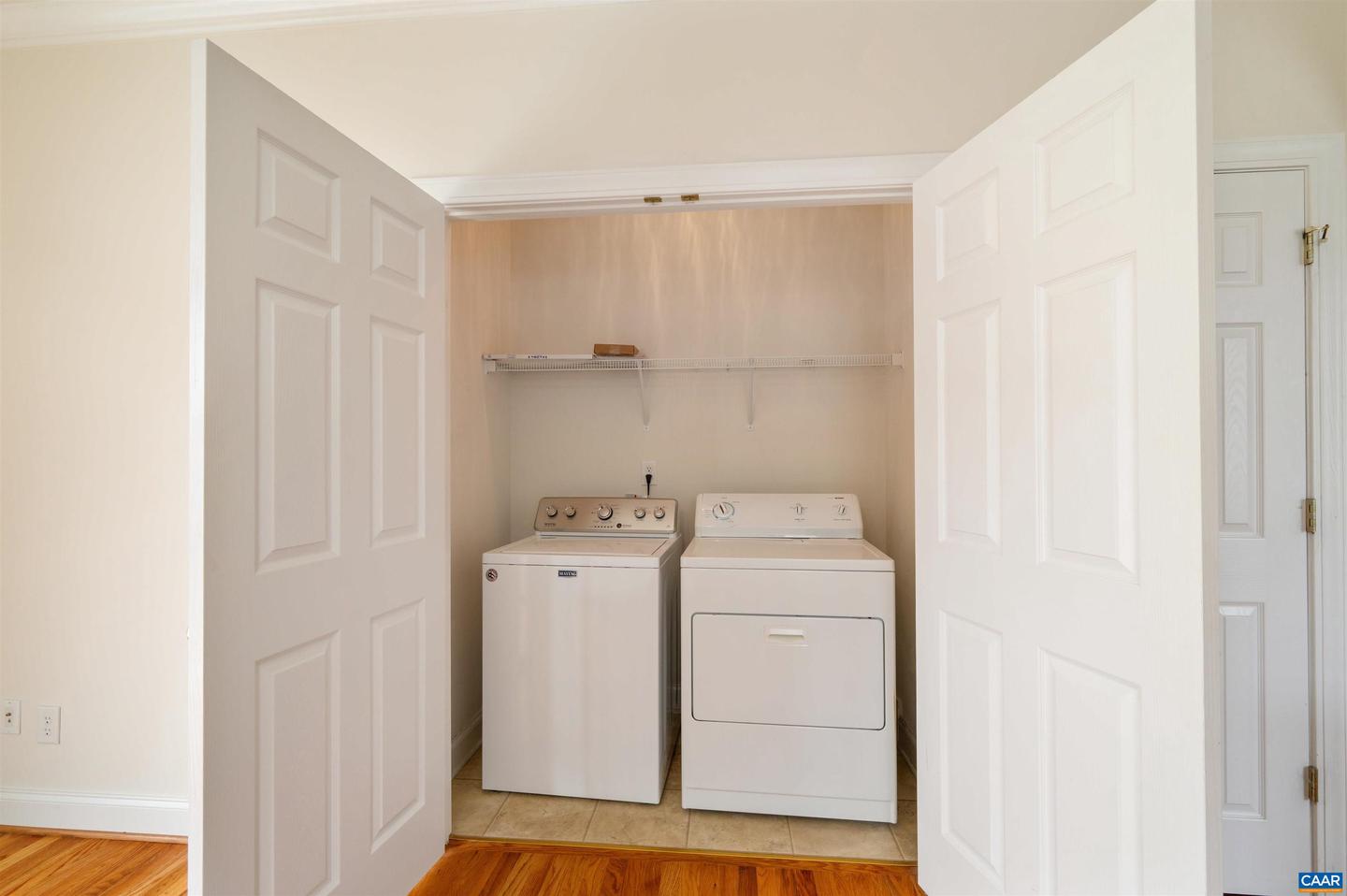 16 E PARK VIEW DR, STAUNTON, Virginia 24401, 3 Bedrooms Bedrooms, ,2 BathroomsBathrooms,Residential,For sale,16 E PARK VIEW DR,665886 MLS # 665886