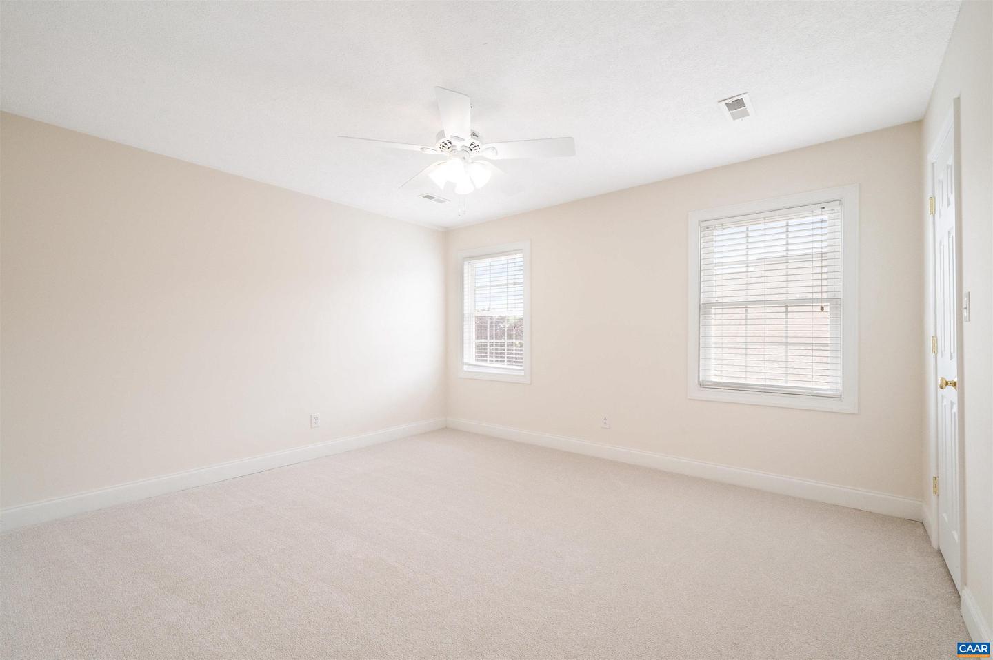 16 E PARK VIEW DR, STAUNTON, Virginia 24401, 3 Bedrooms Bedrooms, ,2 BathroomsBathrooms,Residential,For sale,16 E PARK VIEW DR,665886 MLS # 665886