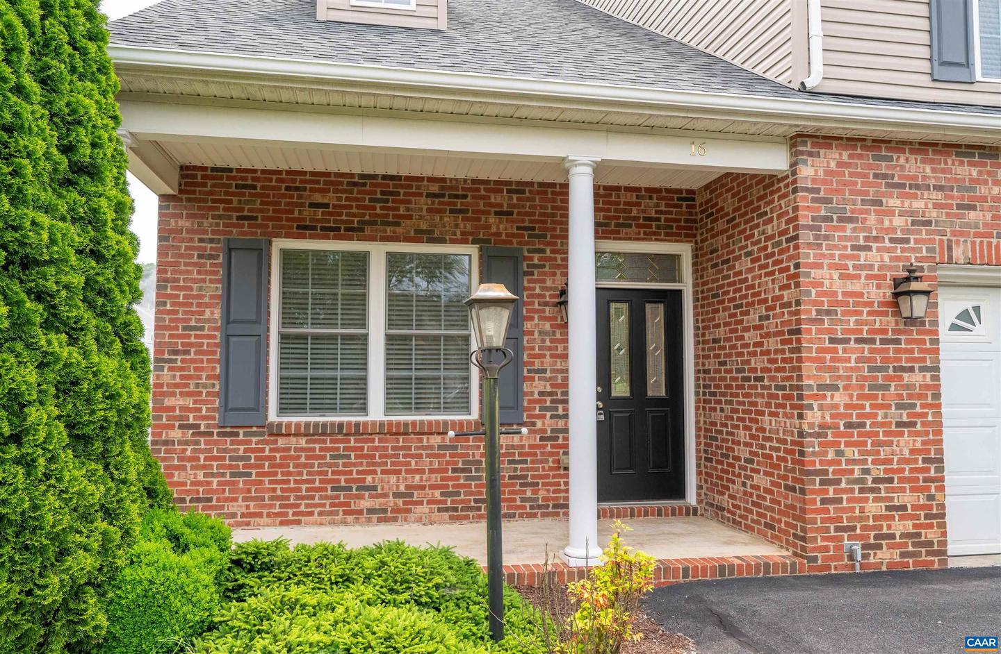 16 E PARK VIEW DR, STAUNTON, Virginia 24401, 3 Bedrooms Bedrooms, ,2 BathroomsBathrooms,Residential,For sale,16 E PARK VIEW DR,665886 MLS # 665886