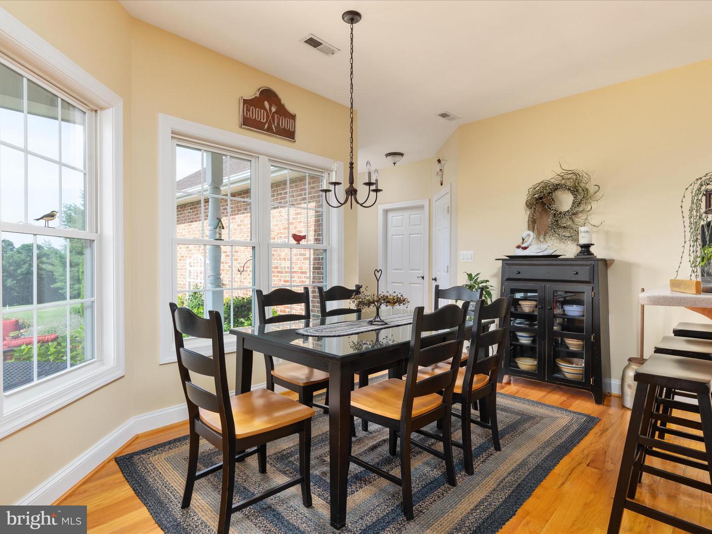 111 JACKSON PL, MIDDLETOWN, Virginia 22645, 3 Bedrooms Bedrooms, ,2 BathroomsBathrooms,Residential,For sale,111 JACKSON PL,VAWR2011522 MLS # VAWR2011522
