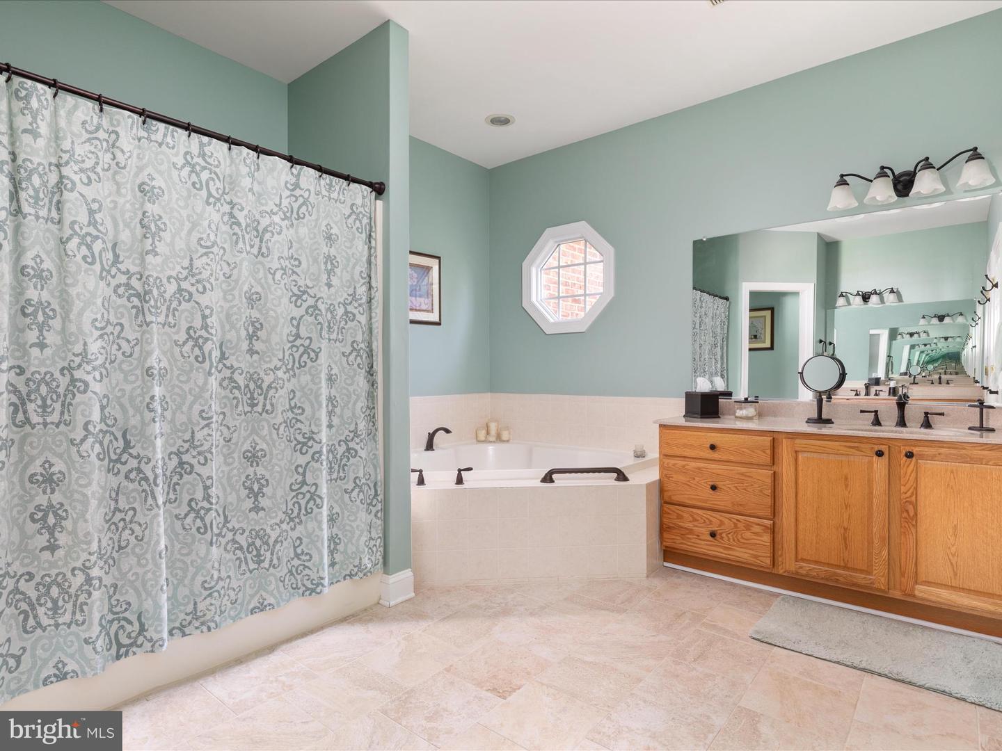 111 JACKSON PL, MIDDLETOWN, Virginia 22645, 3 Bedrooms Bedrooms, ,2 BathroomsBathrooms,Residential,For sale,111 JACKSON PL,VAWR2011522 MLS # VAWR2011522