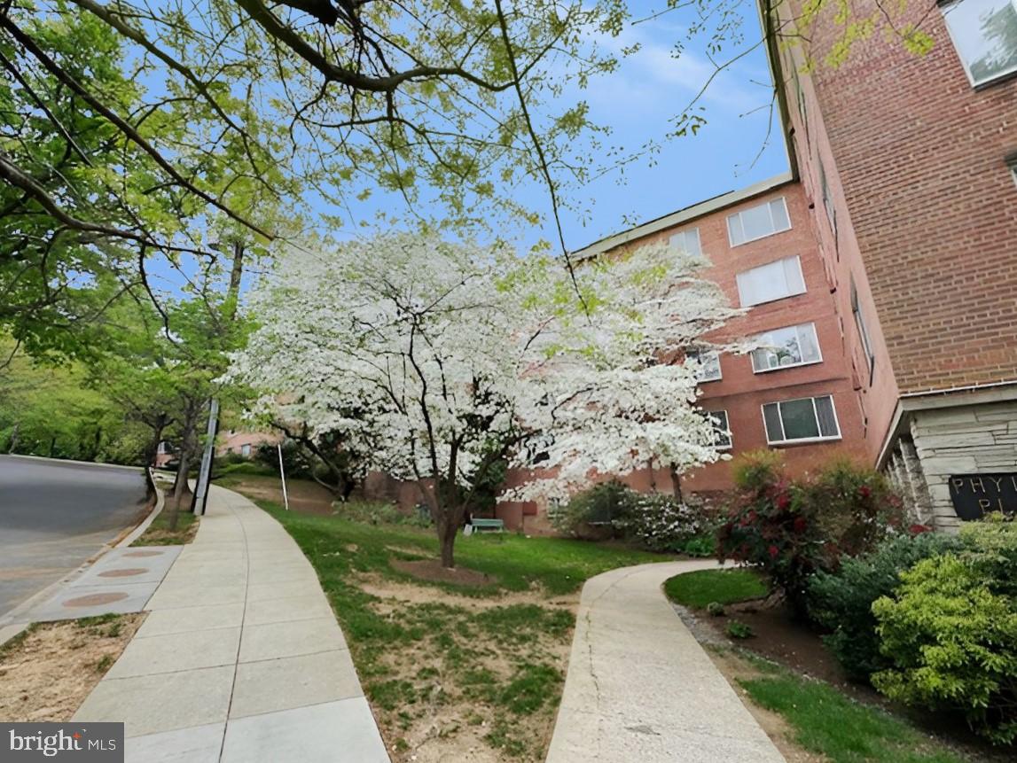 4100 W ST NW #308, WASHINGTON, District Of Columbia 20007, 1 Bedroom Bedrooms, ,1 BathroomBathrooms,Residential,For sale,4100 W ST NW #308,DCDC2206558 MLS # DCDC2206558