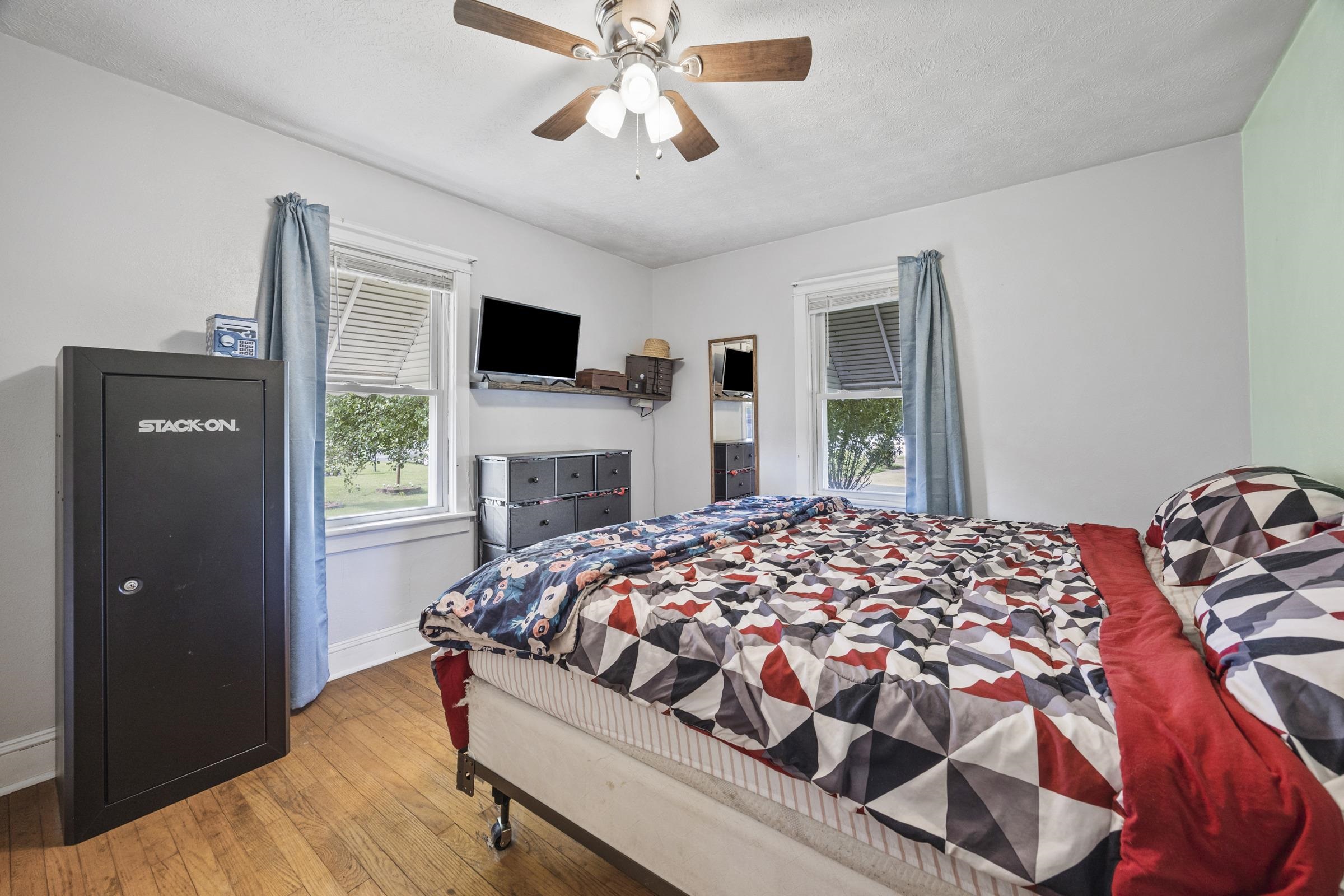 600 TENTH ST, SHENANDOAH, Virginia 22849, 3 Bedrooms Bedrooms, ,1 BathroomBathrooms,Residential,600 TENTH ST,665912 MLS # 665912