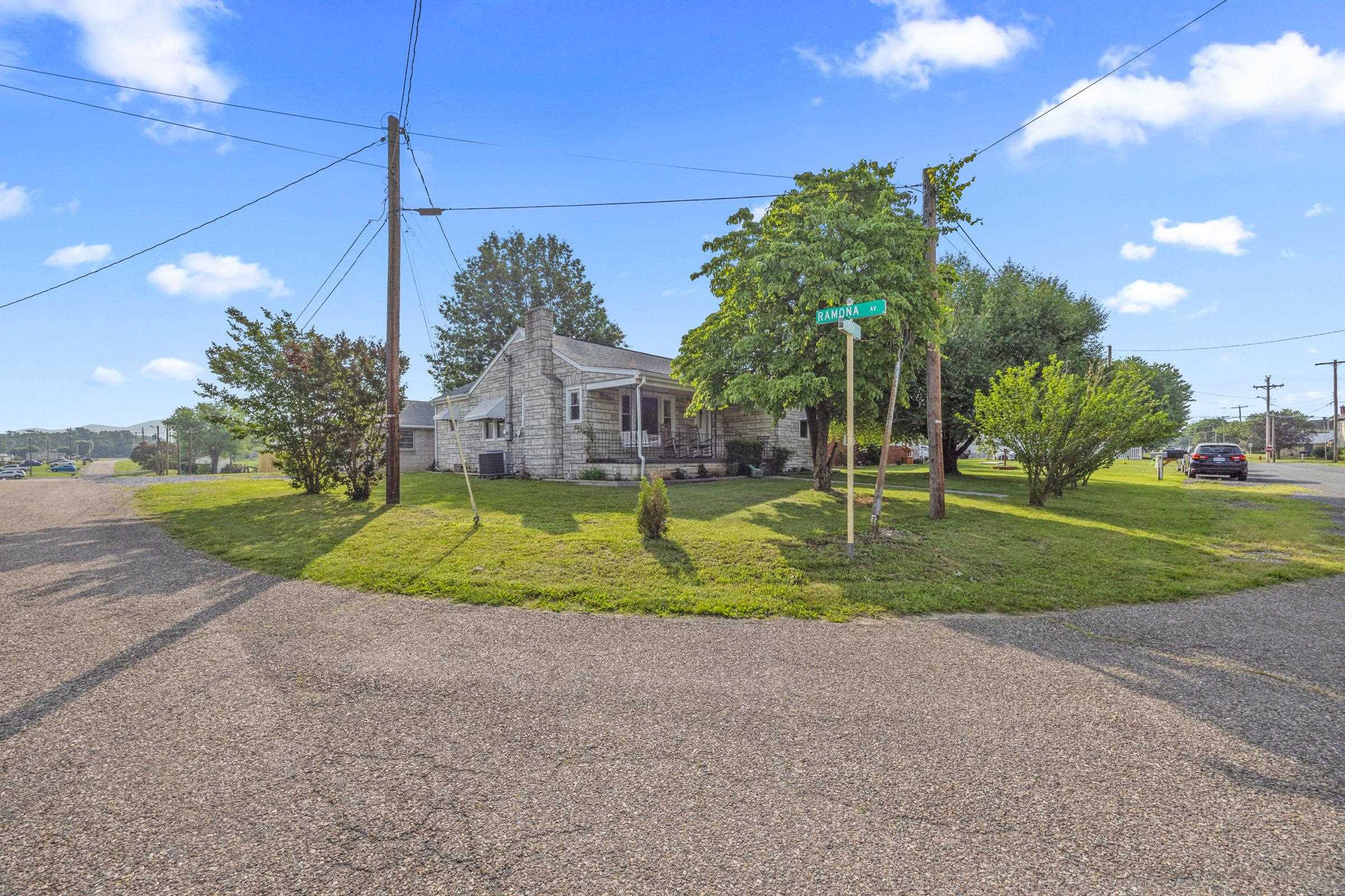 600 TENTH ST, SHENANDOAH, Virginia 22849, 3 Bedrooms Bedrooms, ,1 BathroomBathrooms,Residential,600 TENTH ST,665912 MLS # 665912