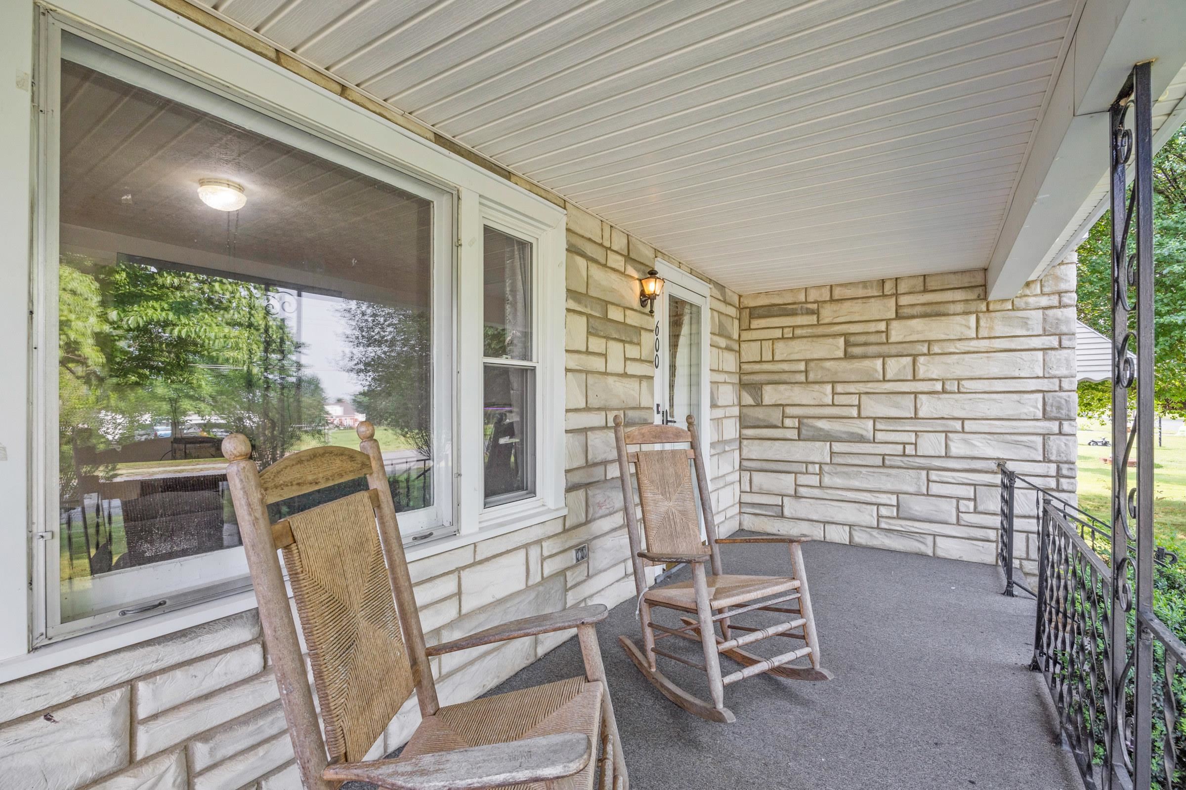 600 TENTH ST, SHENANDOAH, Virginia 22849, 3 Bedrooms Bedrooms, ,1 BathroomBathrooms,Residential,600 TENTH ST,665912 MLS # 665912