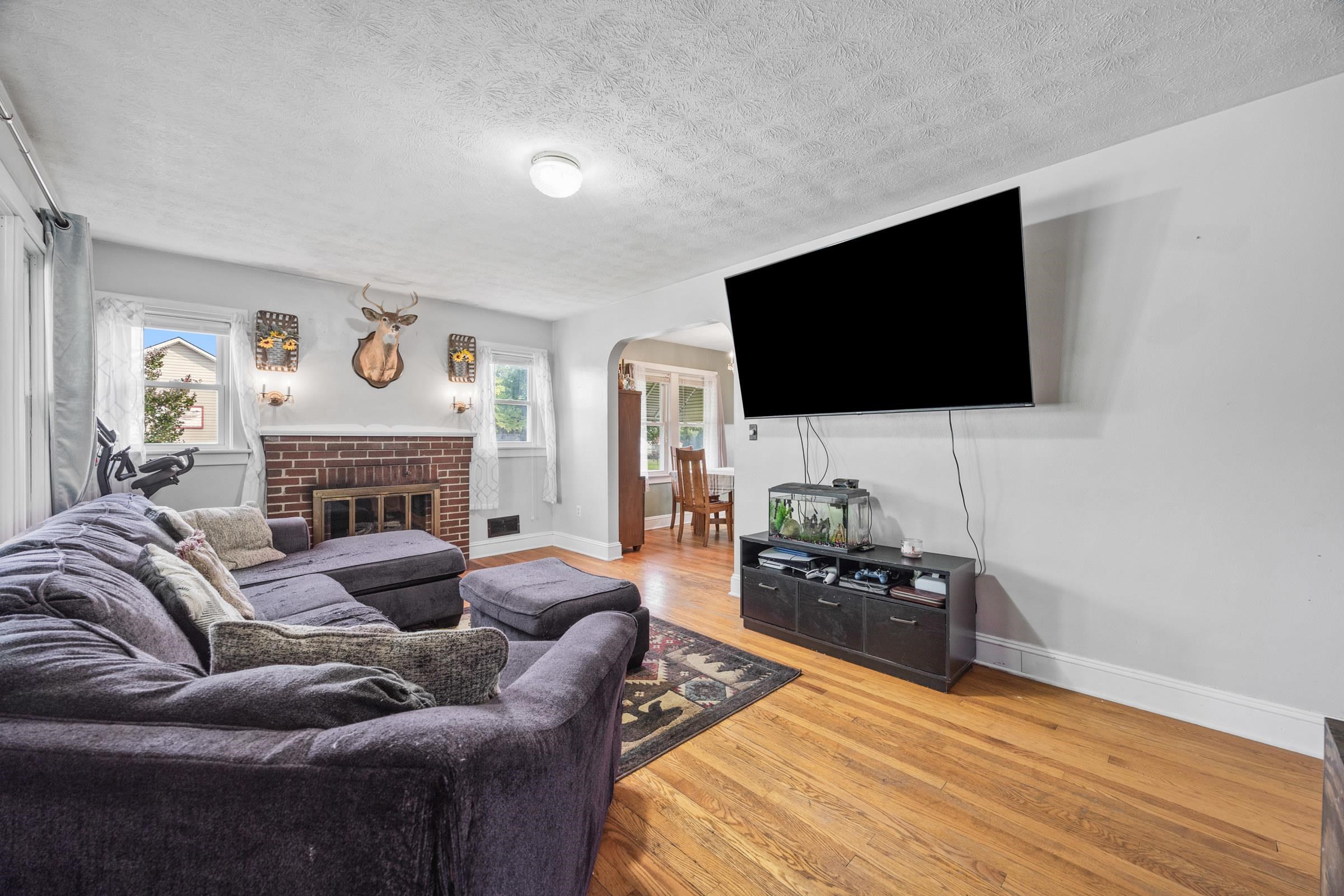 600 TENTH ST, SHENANDOAH, Virginia 22849, 3 Bedrooms Bedrooms, ,1 BathroomBathrooms,Residential,600 TENTH ST,665912 MLS # 665912
