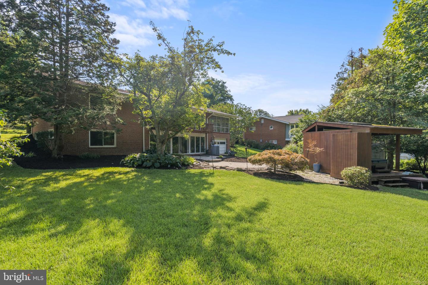 4812 RANDOLPH DR, ANNANDALE, Virginia 22003, 4 Bedrooms Bedrooms, ,3 BathroomsBathrooms,Residential,For sale,4812 RANDOLPH DR,VAFX2225422 MLS # VAFX2225422