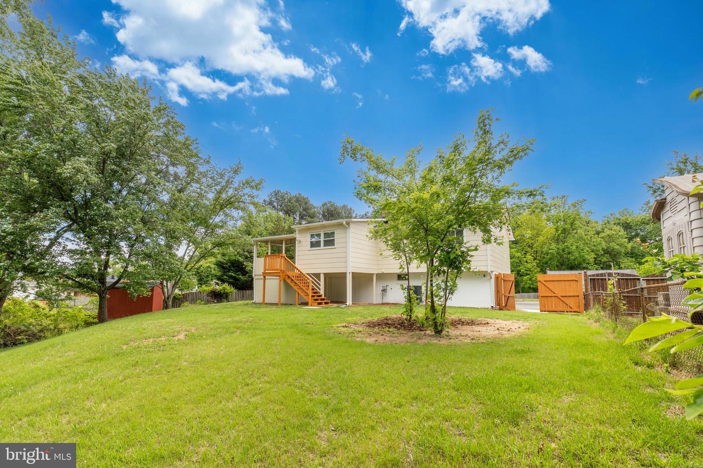 3820 DANBURY CT, WOODBRIDGE, Virginia 22193, 4 Bedrooms Bedrooms, ,2 BathroomsBathrooms,Residential,For sale,3820 DANBURY CT,VAPW2093242 MLS # VAPW2093242