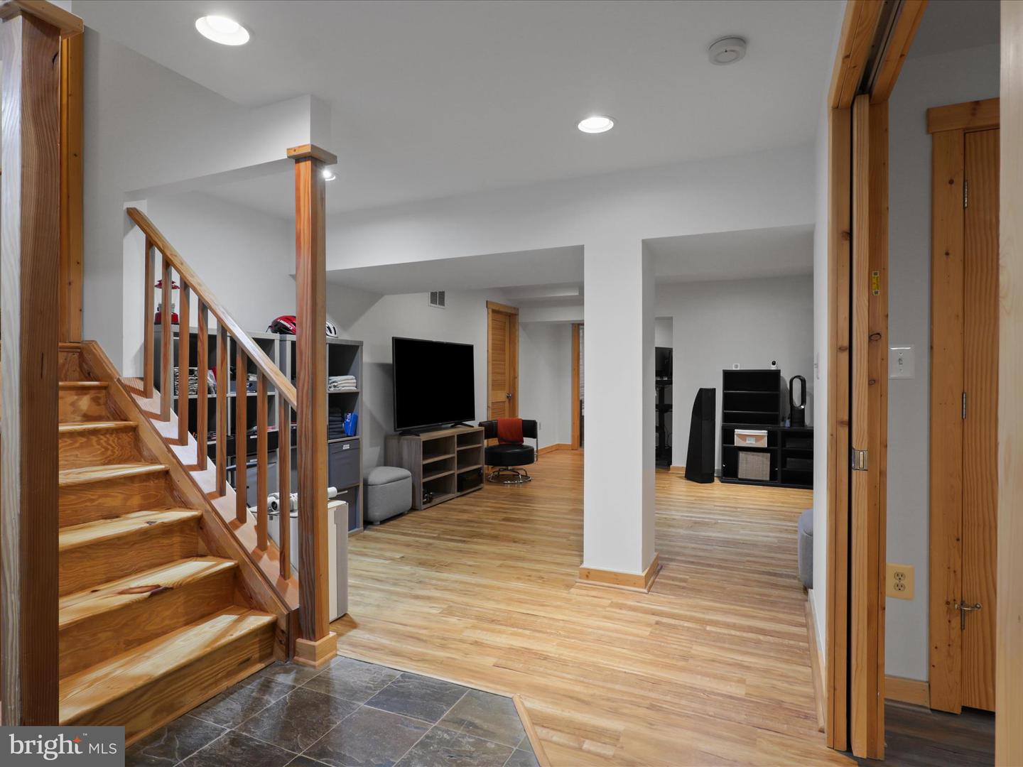 16091 GOSSUM CT, HAYMARKET, Virginia 20169, 4 Bedrooms Bedrooms, ,3 BathroomsBathrooms,Residential,For sale,16091 GOSSUM CT,VAPW2093558 MLS # VAPW2093558