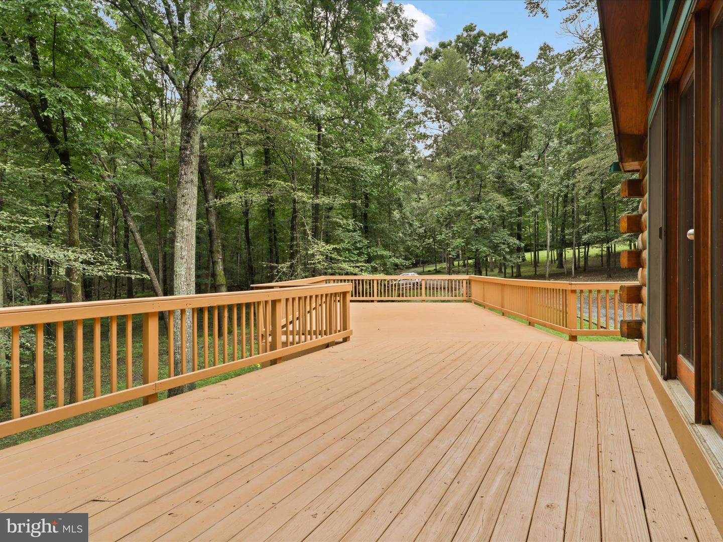 16091 GOSSUM CT, HAYMARKET, Virginia 20169, 4 Bedrooms Bedrooms, ,3 BathroomsBathrooms,Residential,For sale,16091 GOSSUM CT,VAPW2093558 MLS # VAPW2093558