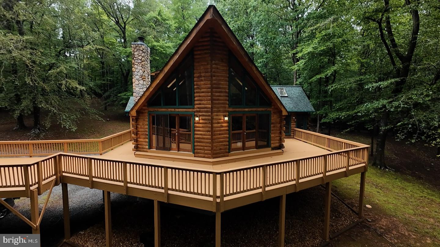 16091 GOSSUM CT, HAYMARKET, Virginia 20169, 4 Bedrooms Bedrooms, ,3 BathroomsBathrooms,Residential,For sale,16091 GOSSUM CT,VAPW2093558 MLS # VAPW2093558