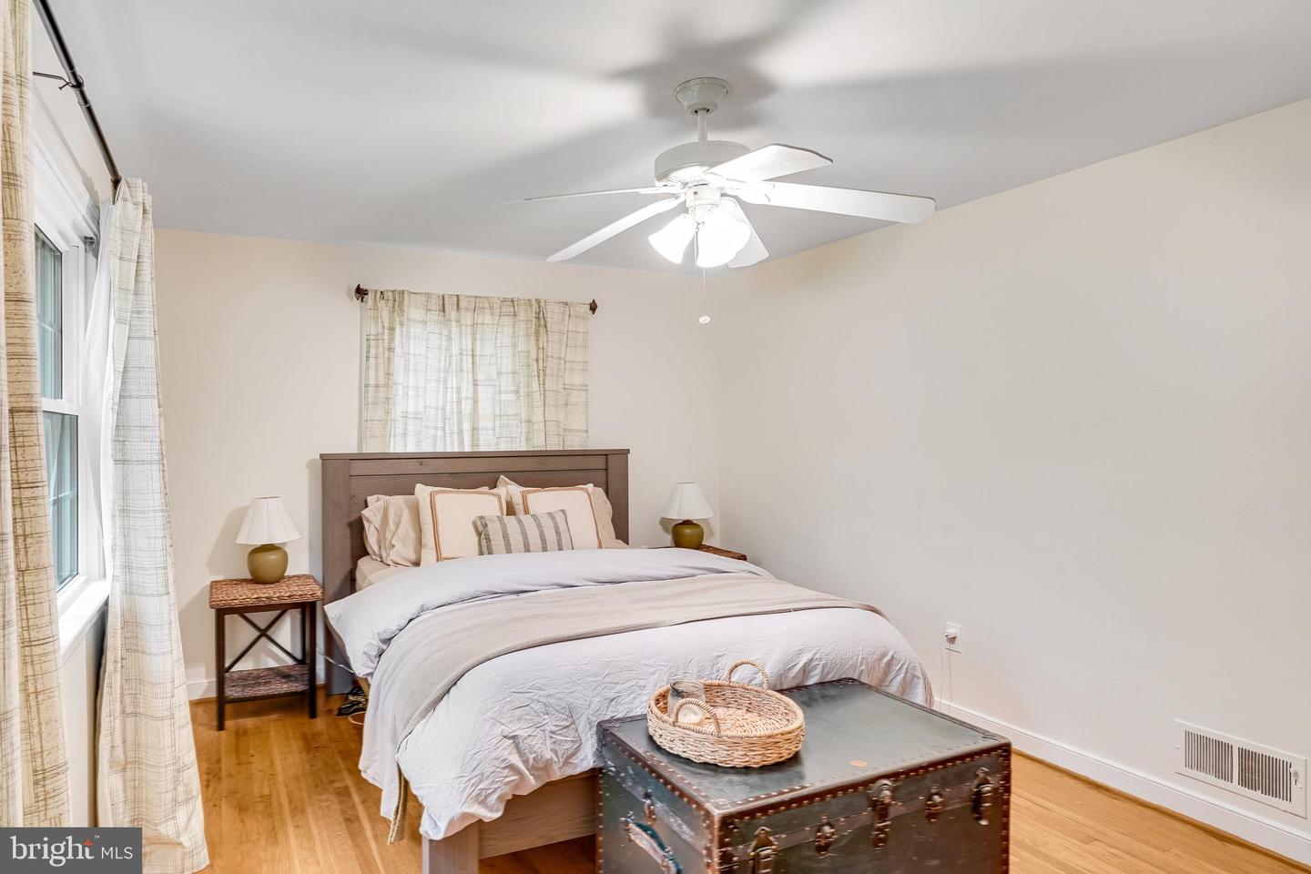 3402 ALBION CT, FAIRFAX, Virginia 22031, 5 Bedrooms Bedrooms, ,2 BathroomsBathrooms,Residential,For sale,3402 ALBION CT,VAFX2239992 MLS # VAFX2239992