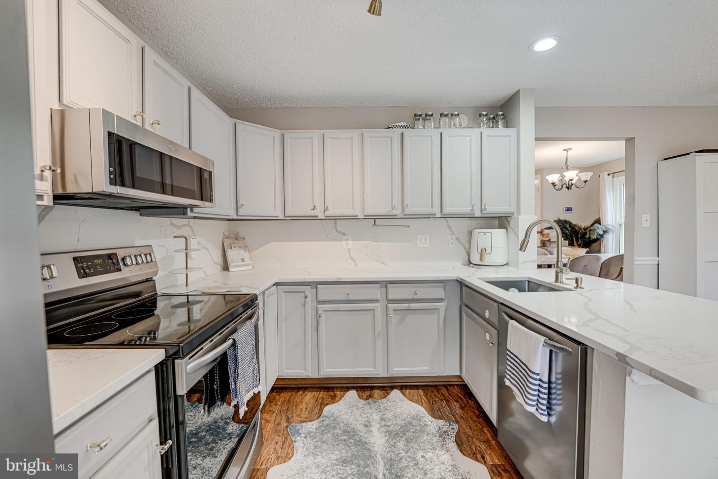 11580 HILL MEADE LN, WOODBRIDGE, Virginia 22192, 3 Bedrooms Bedrooms, ,2 BathroomsBathrooms,Residential,For sale,11580 HILL MEADE LN,VAPW2094942 MLS # VAPW2094942