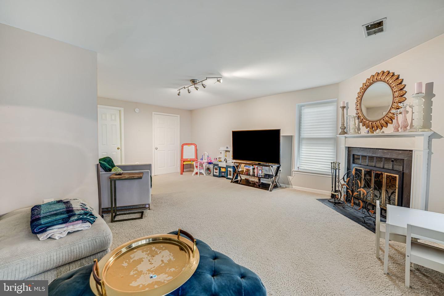 11580 HILL MEADE LN, WOODBRIDGE, Virginia 22192, 3 Bedrooms Bedrooms, ,2 BathroomsBathrooms,Residential,For sale,11580 HILL MEADE LN,VAPW2094942 MLS # VAPW2094942