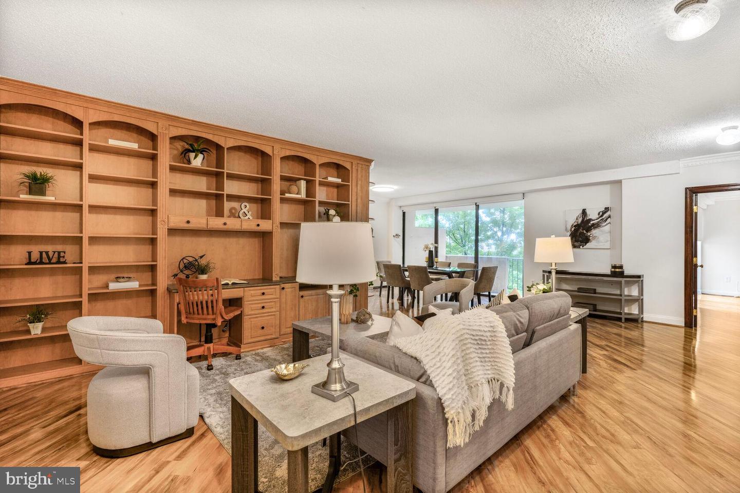 4141 N HENDERSON RD #726, ARLINGTON, Virginia 22203, 1 Bedroom Bedrooms, ,1 BathroomBathrooms,Residential,For sale,4141 N HENDERSON RD #726,VAAR2057998 MLS # VAAR2057998