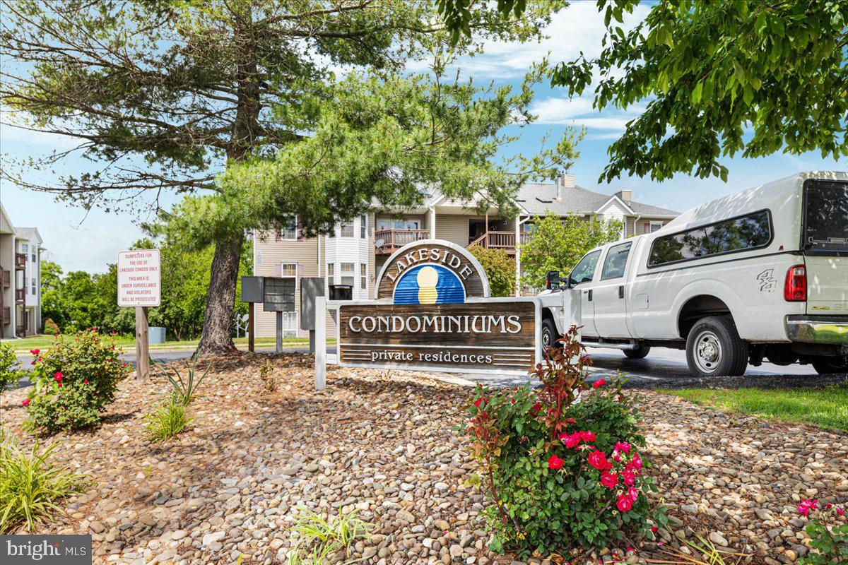 106 TIMBERLAKE TER #10, STEPHENS CITY, Virginia 22655, 2 Bedrooms Bedrooms, ,2 BathroomsBathrooms,Residential,For sale,106 TIMBERLAKE TER #10,VAFV2034448 MLS # VAFV2034448