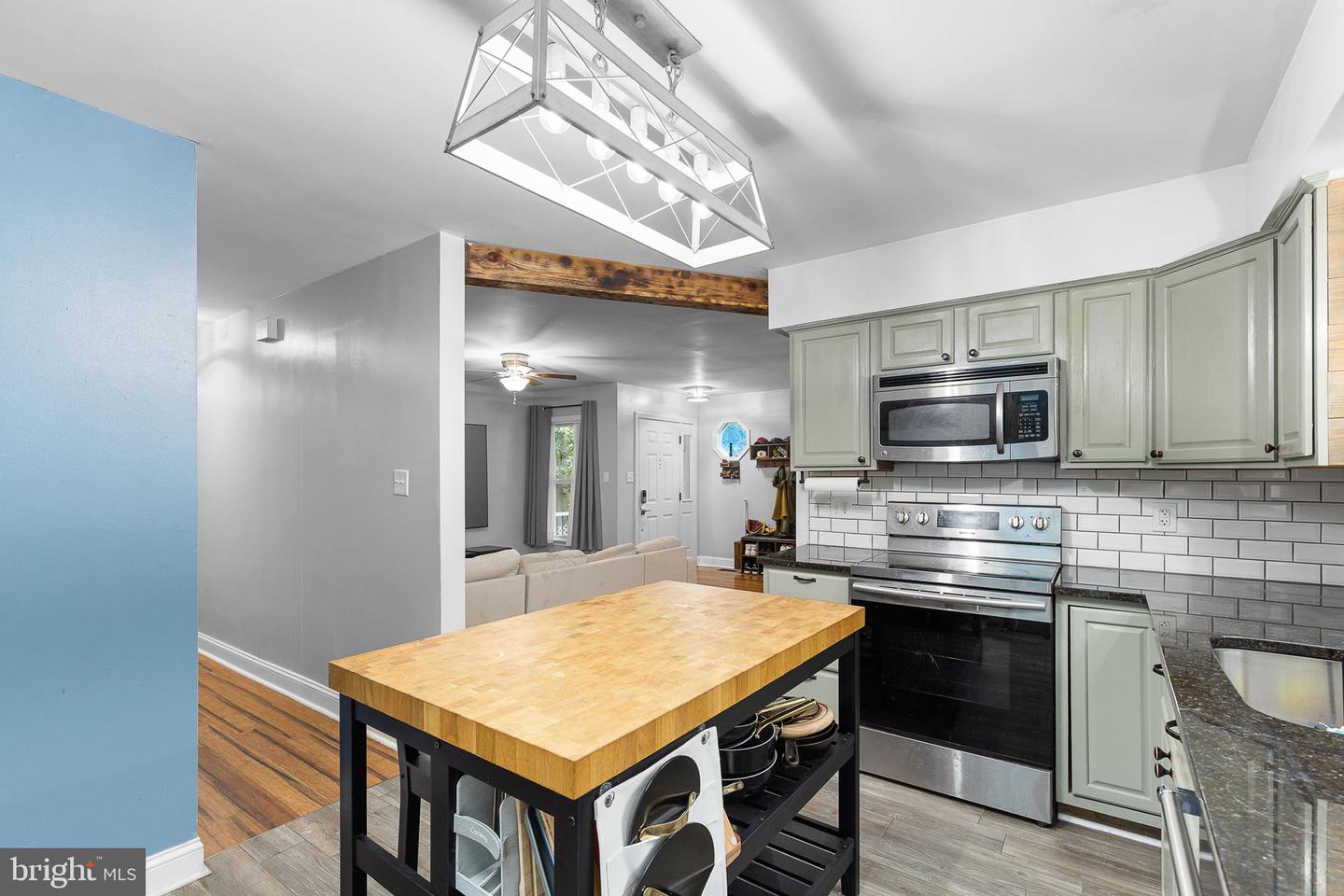 187 TANGLEWOOD LN, STAFFORD, Virginia 22554, 4 Bedrooms Bedrooms, ,2 BathroomsBathrooms,Residential,For sale,187 TANGLEWOOD LN,VAST2039326 MLS # VAST2039326