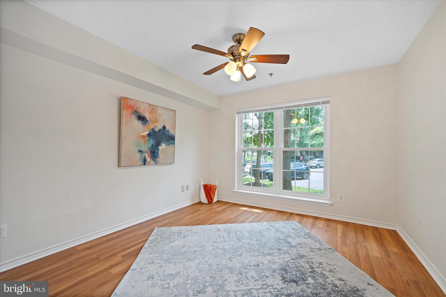 1524 LINCOLN WAY #111, MCLEAN, Virginia 22102, 2 Bedrooms Bedrooms, ,2 BathroomsBathrooms,Residential,For sale,1524 LINCOLN WAY #111,VAFX2244570 MLS # VAFX2244570