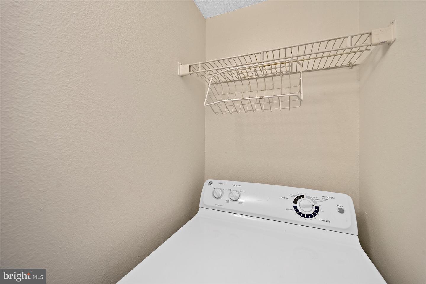 1524 LINCOLN WAY #111, MCLEAN, Virginia 22102, 2 Bedrooms Bedrooms, ,2 BathroomsBathrooms,Residential,For sale,1524 LINCOLN WAY #111,VAFX2244570 MLS # VAFX2244570