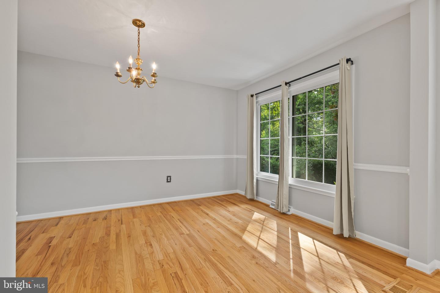 8441 PORTER LN, ALEXANDRIA, Virginia 22308, 4 Bedrooms Bedrooms, ,2 BathroomsBathrooms,Residential,For sale,8441 PORTER LN,VAFX2244952 MLS # VAFX2244952