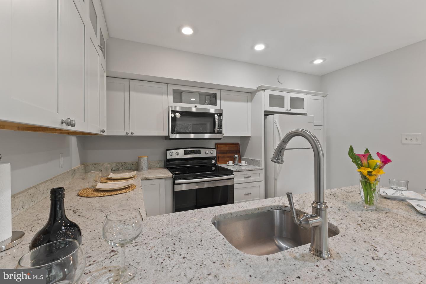 8441 PORTER LN, ALEXANDRIA, Virginia 22308, 4 Bedrooms Bedrooms, ,2 BathroomsBathrooms,Residential,For sale,8441 PORTER LN,VAFX2244952 MLS # VAFX2244952