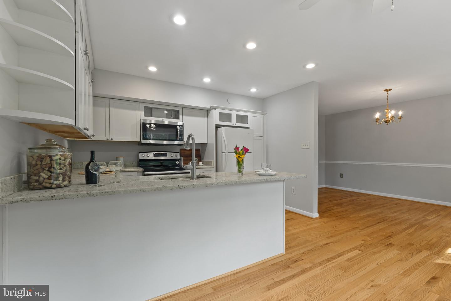 8441 PORTER LN, ALEXANDRIA, Virginia 22308, 4 Bedrooms Bedrooms, ,2 BathroomsBathrooms,Residential,For sale,8441 PORTER LN,VAFX2244952 MLS # VAFX2244952
