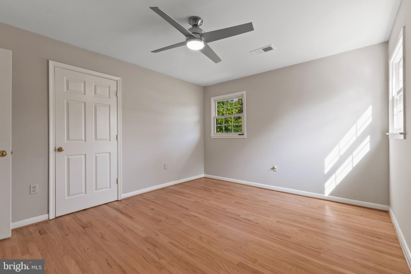 8441 PORTER LN, ALEXANDRIA, Virginia 22308, 4 Bedrooms Bedrooms, ,2 BathroomsBathrooms,Residential,For sale,8441 PORTER LN,VAFX2244952 MLS # VAFX2244952