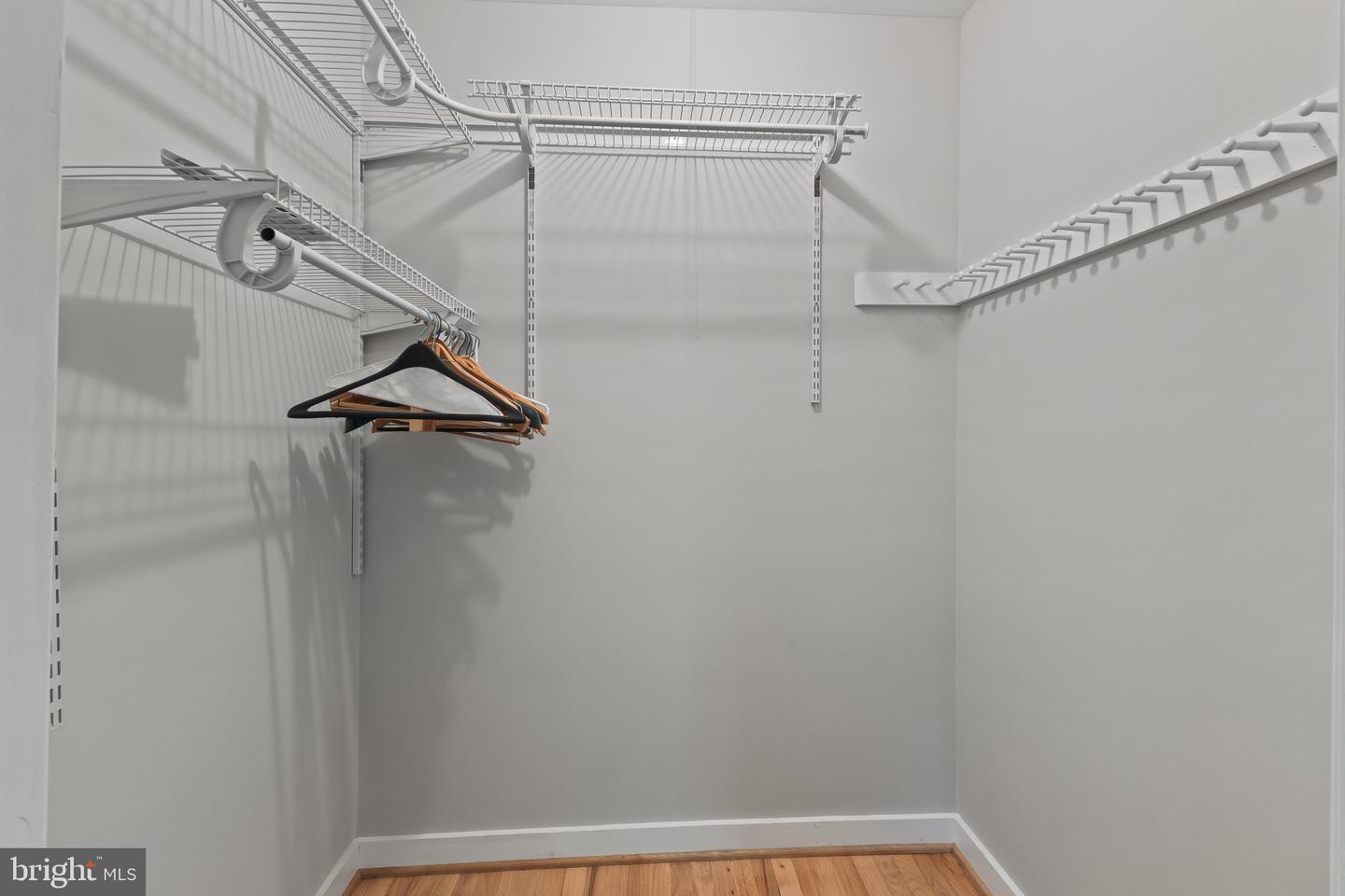 8441 PORTER LN, ALEXANDRIA, Virginia 22308, 4 Bedrooms Bedrooms, ,2 BathroomsBathrooms,Residential,For sale,8441 PORTER LN,VAFX2244952 MLS # VAFX2244952