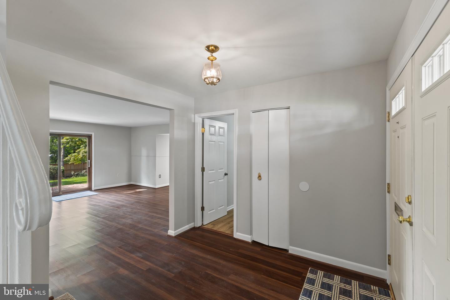 8441 PORTER LN, ALEXANDRIA, Virginia 22308, 4 Bedrooms Bedrooms, ,2 BathroomsBathrooms,Residential,For sale,8441 PORTER LN,VAFX2244952 MLS # VAFX2244952