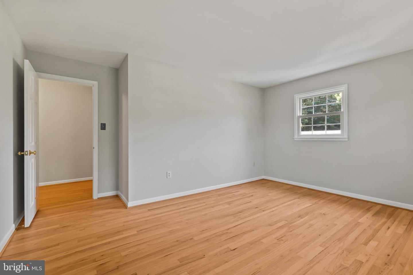 8441 PORTER LN, ALEXANDRIA, Virginia 22308, 4 Bedrooms Bedrooms, ,2 BathroomsBathrooms,Residential,For sale,8441 PORTER LN,VAFX2244952 MLS # VAFX2244952