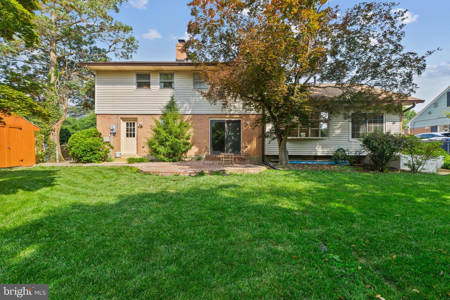 8441 PORTER LN, ALEXANDRIA, Virginia 22308, 4 Bedrooms Bedrooms, ,2 BathroomsBathrooms,Residential,For sale,8441 PORTER LN,VAFX2244952 MLS # VAFX2244952