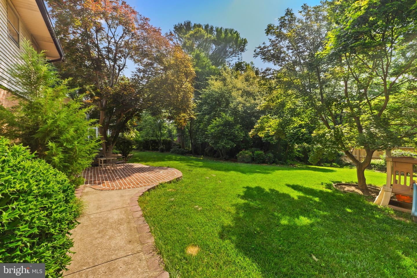 8441 PORTER LN, ALEXANDRIA, Virginia 22308, 4 Bedrooms Bedrooms, ,2 BathroomsBathrooms,Residential,For sale,8441 PORTER LN,VAFX2244952 MLS # VAFX2244952
